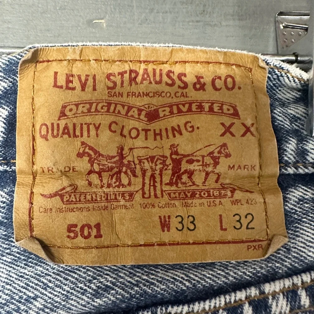 Vintage Levis 501 Acid Wash Jeans Mens 33x32 Made in USA Blue Straight Leg Denim